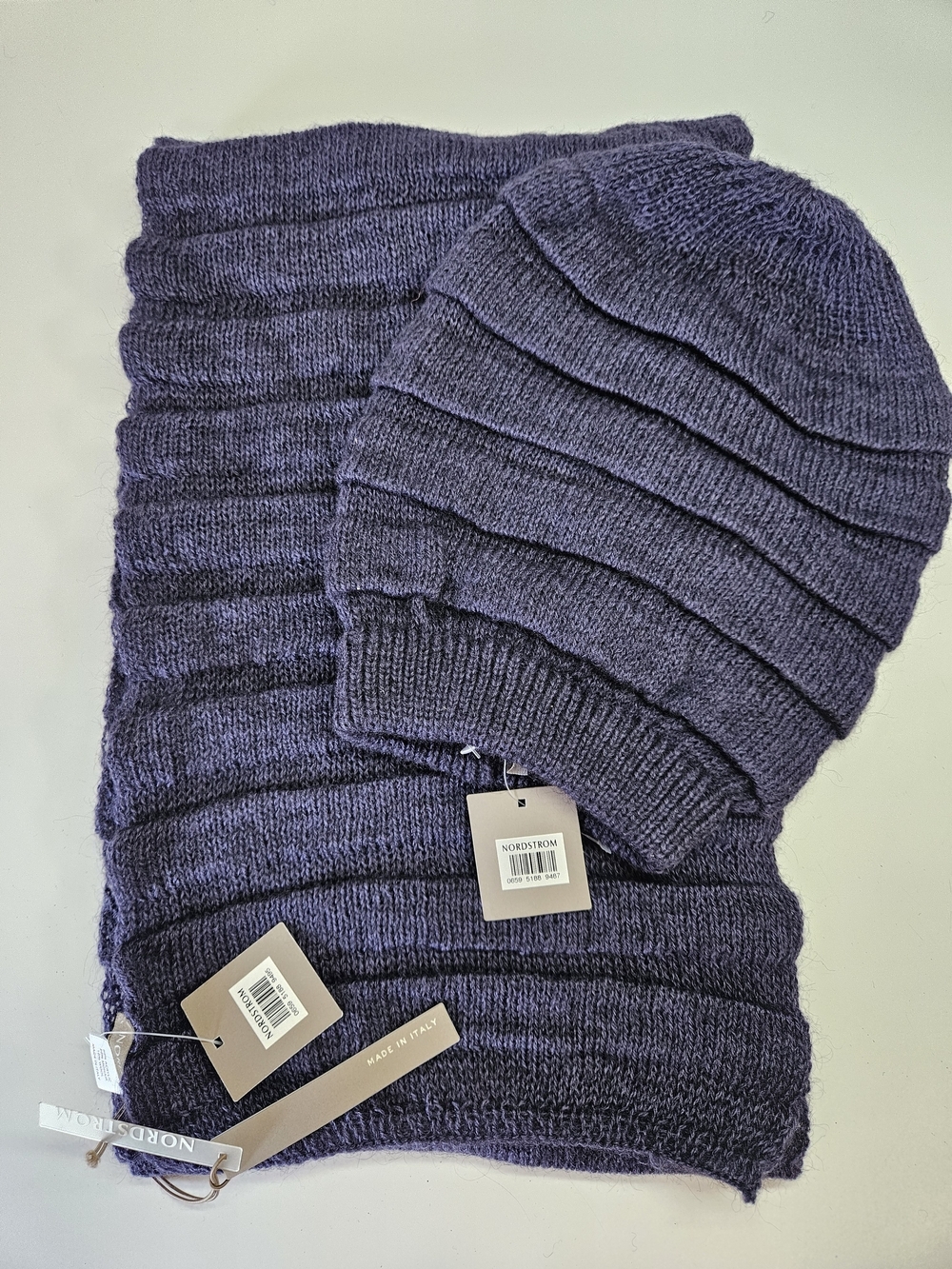 NEW Nordstrom Made in Italy Purple Ribbed Rectangle Scarf and Beanie Hat Set